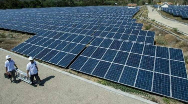 TKDN Panel Surya Ditargetkan 90 Persen pada 2025