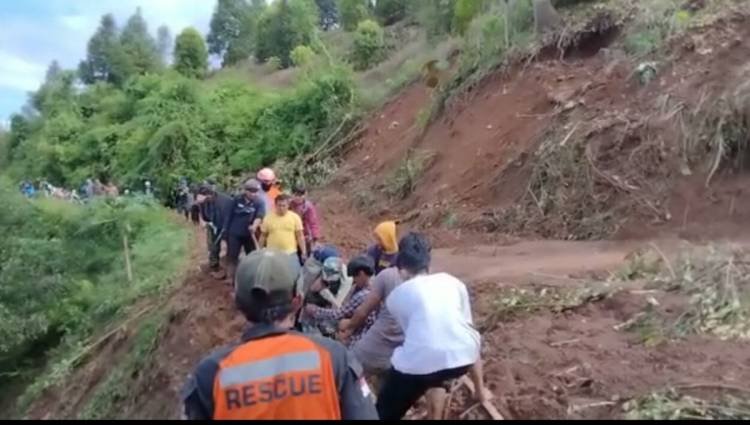 Ratusan Mahasiswa di Sulsel Dievakuasi Usai Terjebak Tanah Longsor 3 Hari