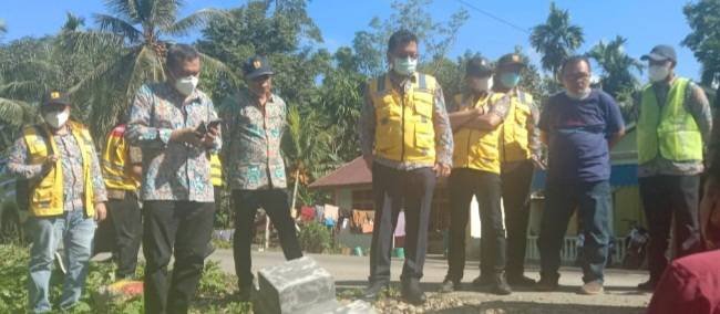 Tinjau Jalan di Nias, Selamat Rasidi: Banyak Daerah Longsor Ruas Gunungsitoli-Telukdalam