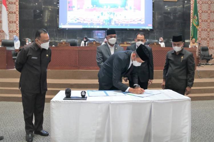 DPRD dan Pemprov Sumut Tandatangani KUA PPAS P-APBD 2021 Sebesar Rp13 Triliun