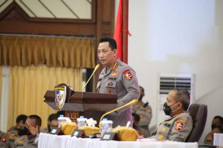 Evaluasi PPKM, Kapolri Minta Seluruh Polda Tetap Antisipasi Lonjakan Covid-19