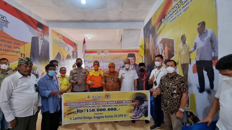 Lamhot Sinaga Dirikan Rumah Aspirasi di Samosir