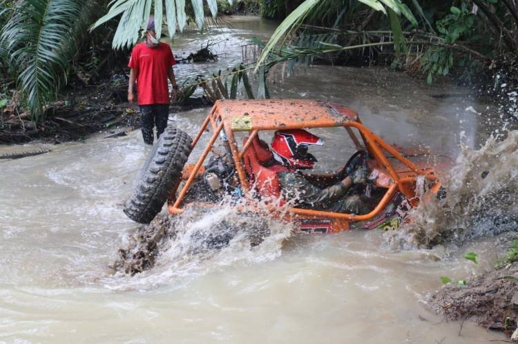 Pangdam I/BB Dampingi Offroad Adventure Dankodiklat TNI-AD di Wilayah Simalungun