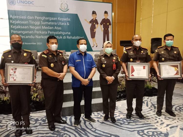 Kejagung Apresiasi dan Beri Penghargaan Kepada Kejati Sumut, Kejari Medan dan Cabjari Labuhan Deli