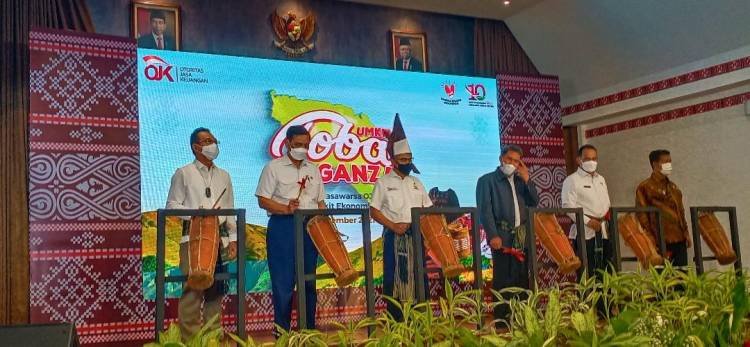 Menko Marves Luhut Binsar Pandjaitan Launching Gernas BBI di Parapat
