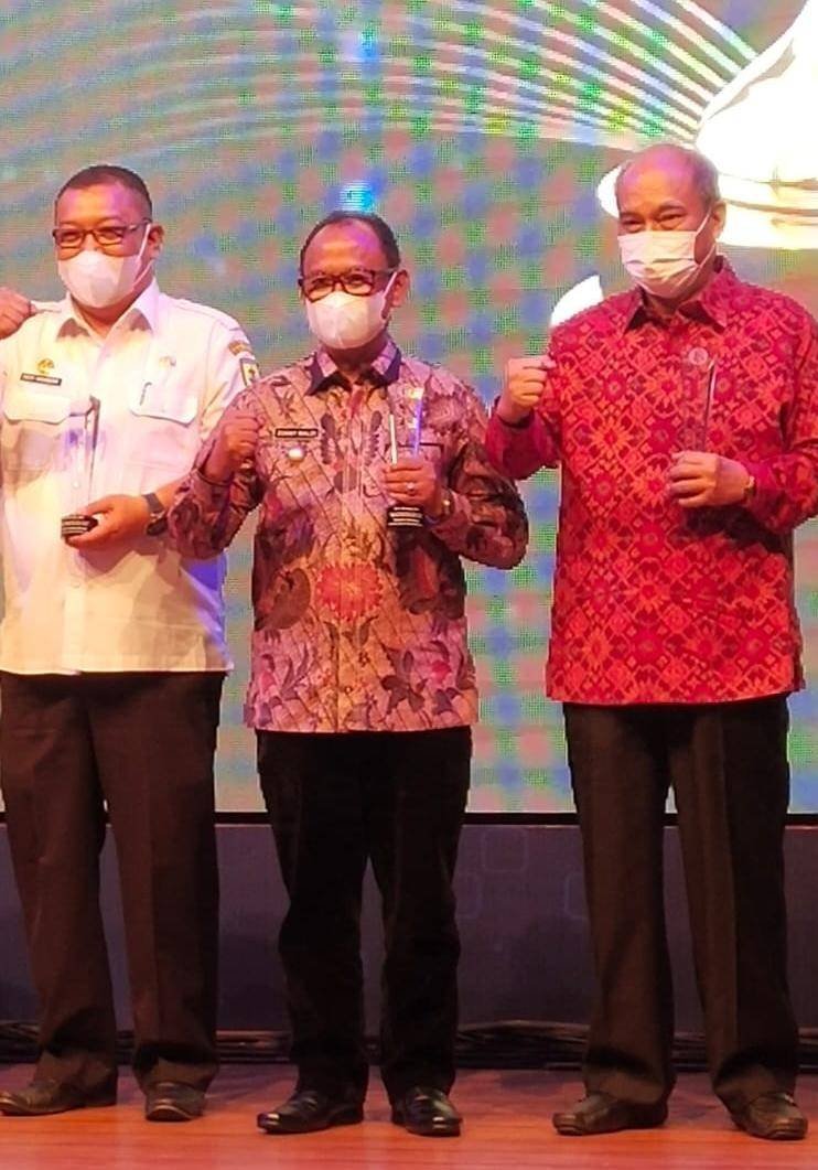 Kabupaten Simalungun Terima Penghargaan TPID Terbaik dari Bank Indonesia