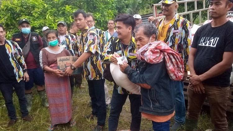 Korban Longsor di Desa Kinangkung Terima Bantuan dari Brigsus DPP PKN Pusat