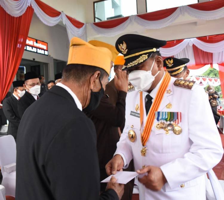 Hari Pahlawan di Deliserdang, Mensos Penerima Bansos Usia Muda untuk Keluar dari Kemiskinan