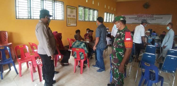 Kapolsek Pantai Labu Pantau Vaksinasi Massal