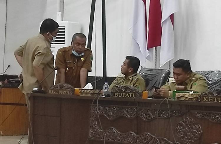 Tidak Juga Korum, Rapat Pengesahan APBD Labura TA 2022 Diskor Lagi
