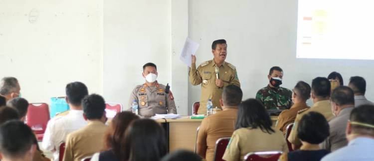 Bupati Simalungun Pimpin Rapat Evaluasi Percepatan Target Vaksinasi 70 Persen