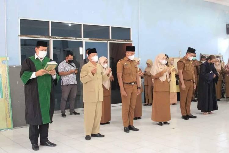 Wabup Labuhanbatu Lantik 7 Pejabat Disdukcapil