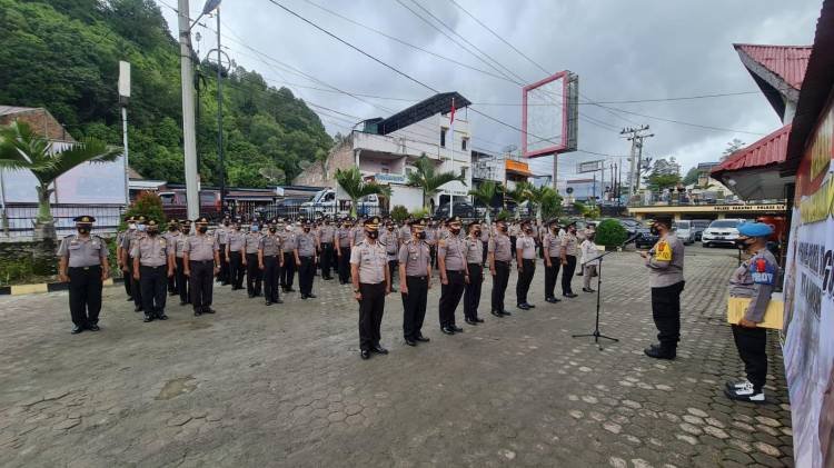 96 Personel Polres Simalungun Naik Pangkat