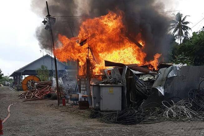 Gudang PLN Binjai Terbakar Hebat, Tidak Ada Korban Jiwa