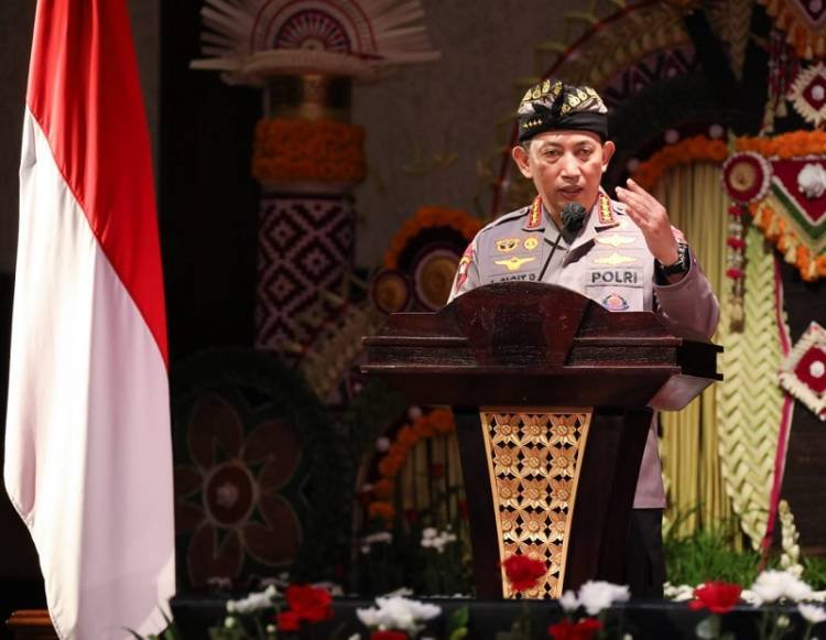 Kapolri Izinkan Warga Bali Selesaikan Kasus Hukum Secara Adat