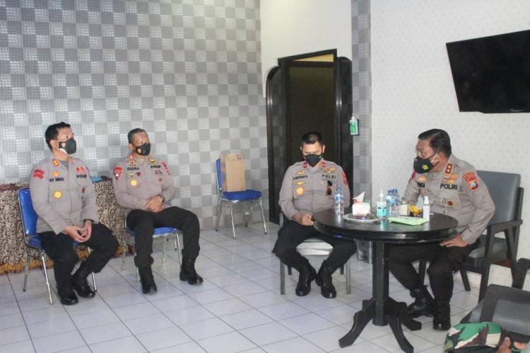 Naik Helikopter, Kapolda Sumut Transit di Brimob Kompi 2 Yon B Pematangsiantar
