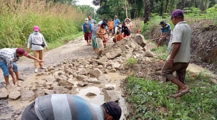 Demi Kemajuan Nagori, Pangulu Ajak Warga Tingkatkan Budaya Gotong Royong