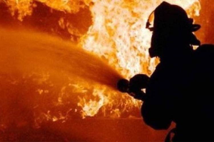Polres Belawan Salurkan Bantuan Kepada Warga Korban Kebakaran