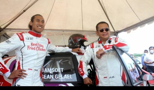 Bamsoet akan Jual 3 Video Kecelakaan Bersama Sean Gelael di OpenSea
