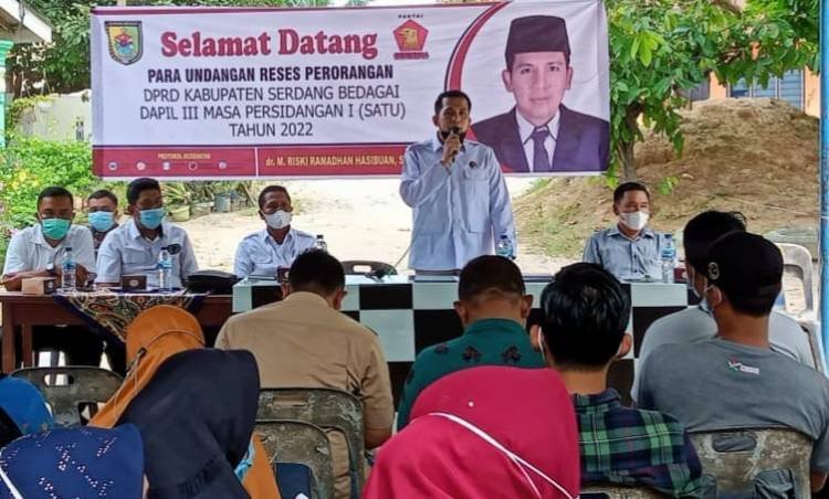 Reses Hari ke-2, Ketua DPRD Sergai Serap Aspirasi Warga Desa Firdaus