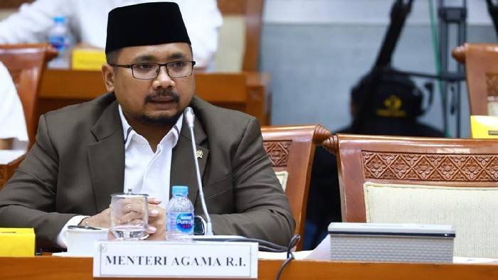 Menag Yaqut Ingin Undang Paus Fransiskus Datang ke Indonesia