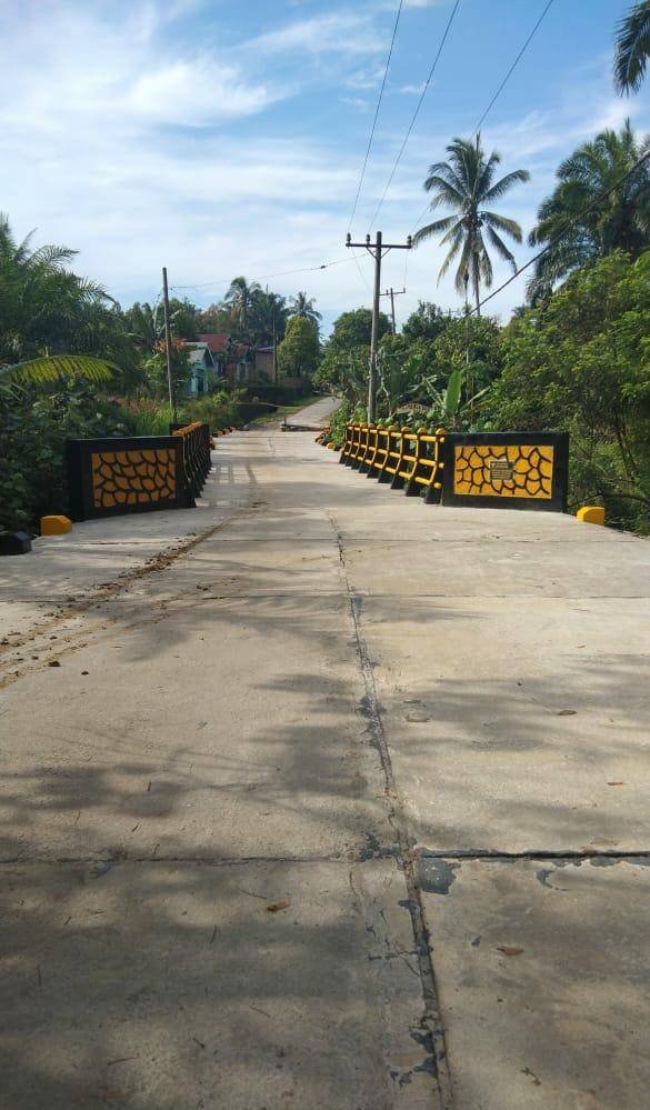 Pembangunan Jembatan di Nagori Tangga Batu Rampung