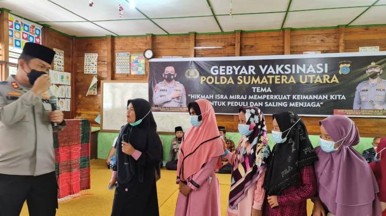 Polres Taput Gelar Vaksinasi Massal di Pahae Jae
