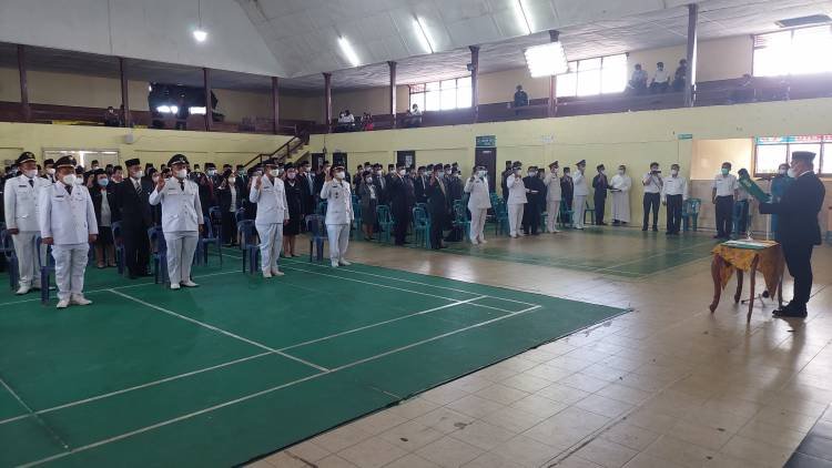 Bupati Dairi Lantik 179 Pejabat, Sekda Dijabat Budianta Pinem
