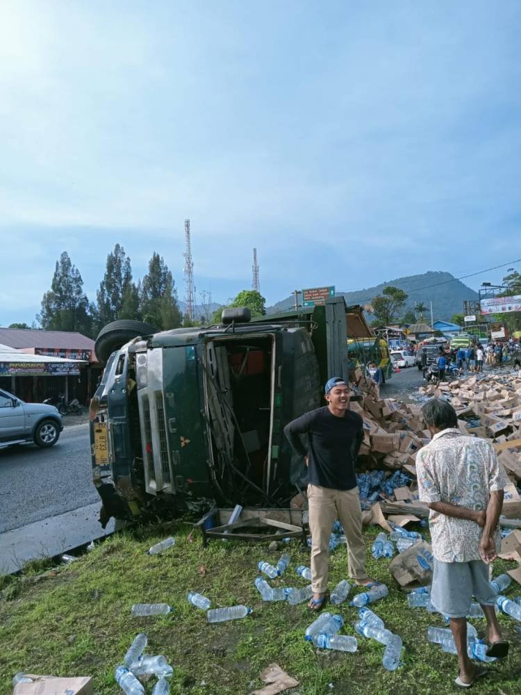 Tabrakan Beruntun di Jalan Jamin Ginting Km 47, Empat Luka-Luka