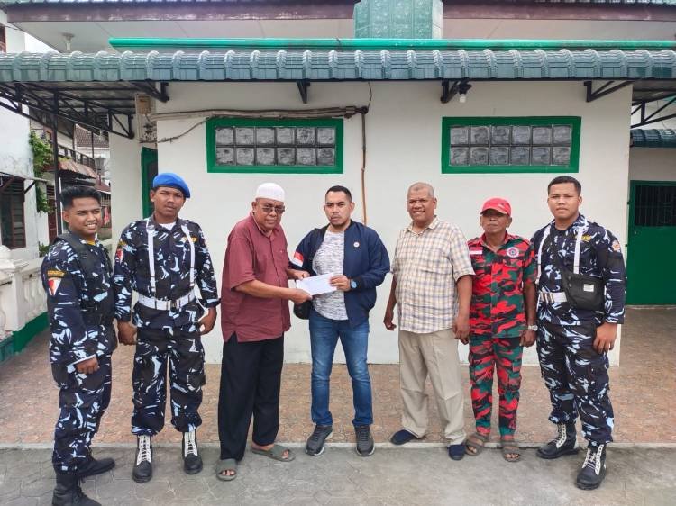 DPD Ampi Asahan Bantu Mushallah Al Mutatohhirin Kisaran Timur