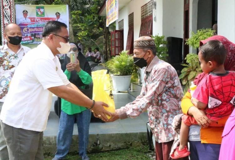 Pemkab Simalungun Gelar Pasar Murah dan Vaksinasi di Gunung Maligas
