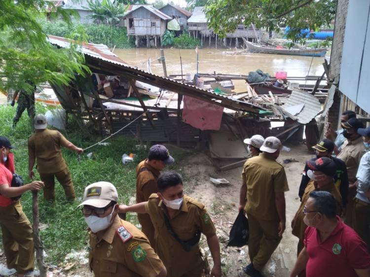 Polisi Gerebek Tempat Transaksi Narkoba di Medan Labuhan