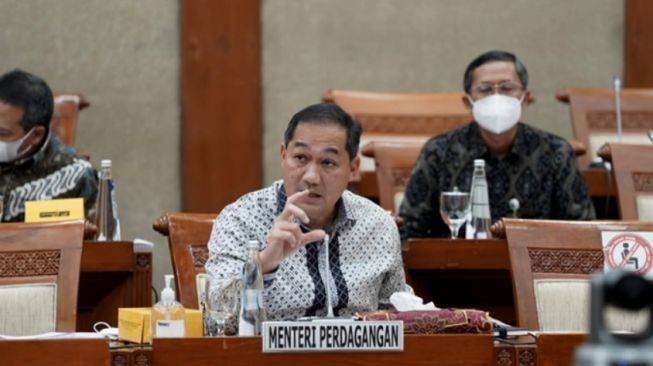 DPR akan Panggil Mendag Soal Kasus Minyak Goreng 