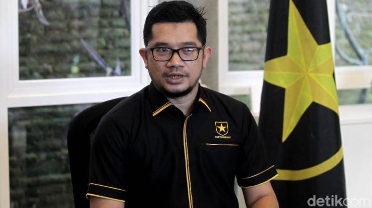 Momen Setahun, Partai Ummat Lantik Ketua DPW Papua Barat Beragama Kristen