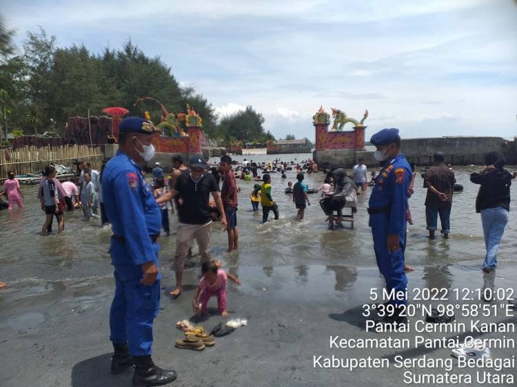 Sat Pol Air Polres Sergai Patroli Laut di Pantaicermin