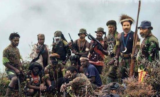 KKB Tebar Teror Lagi, Bakar Perumahan Guru SMA di Ilaga Papua
