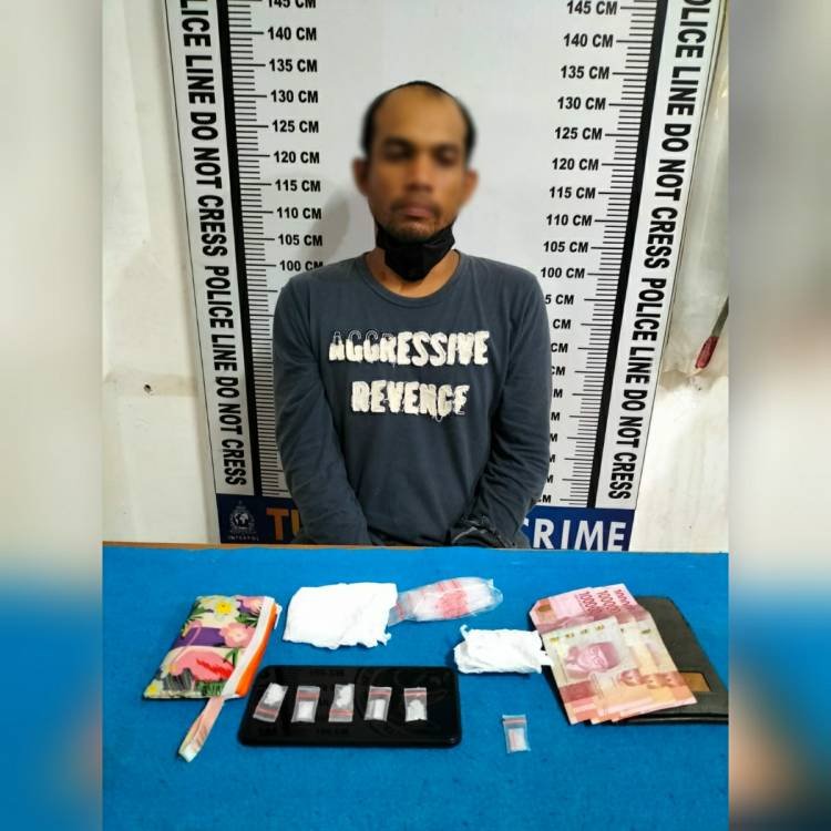 Terduga Pengedar Narkoba Diringkus di Depan Kos-kosan