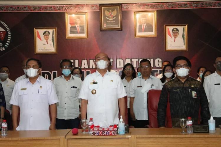 Nikson: Seluruh PNS Harus Jadi Pelopor Pembangunan Bona Pasogit