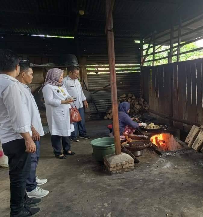 Camat Tapian Dolok Semangati Pengusaha IKM di Sinaksak