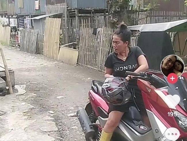 Bikin Hoax Pakai Sandal Jepit Ditilang, Emak-emak Minta Maaf