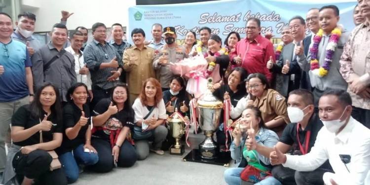 Kapolda dan Ketua DPRD Sambut Rombongan Kontingen Pesparawi Sumut di KNIA