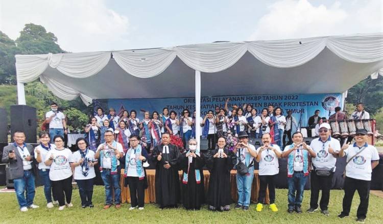 1.200 Warga HKBP Durensawit Ikuti Family Gathering di Kebun Raya Bogor