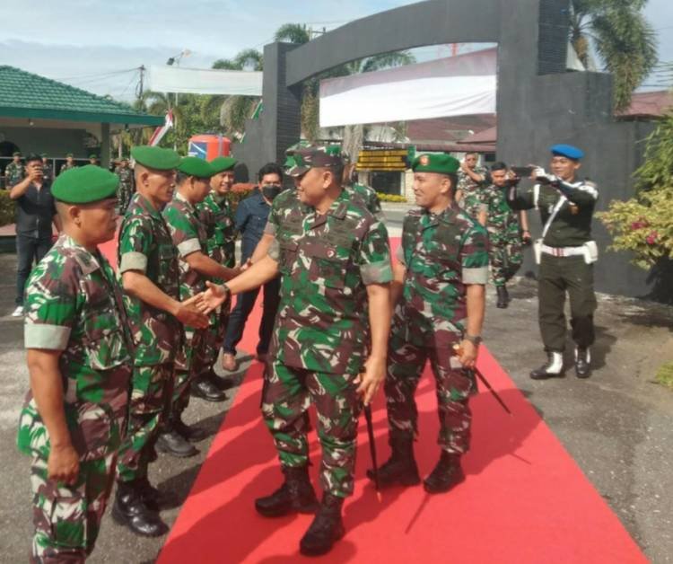 Danrem 022/Pantai Timur Kunjungan Kerja ke Kodim 0209/LB