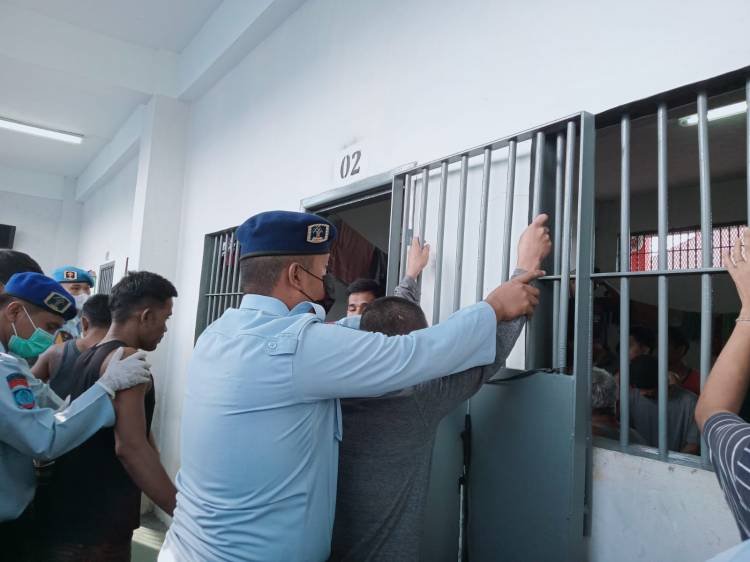 Lapas Pancurbatu Mendadak Razia Kamar Hunian WBP