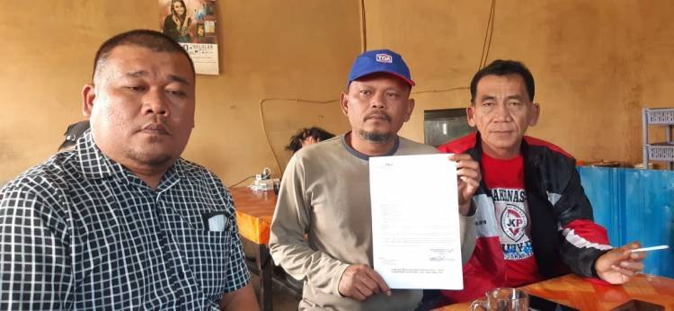 Frans Toni Hutagalung Minta Polres Dairi Tahan Dua Tersangka Pembuat Surat Perceraian Palsu