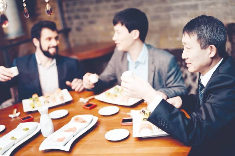 Angka Kelahiran di China Menurun, Jepang Resesi Sake