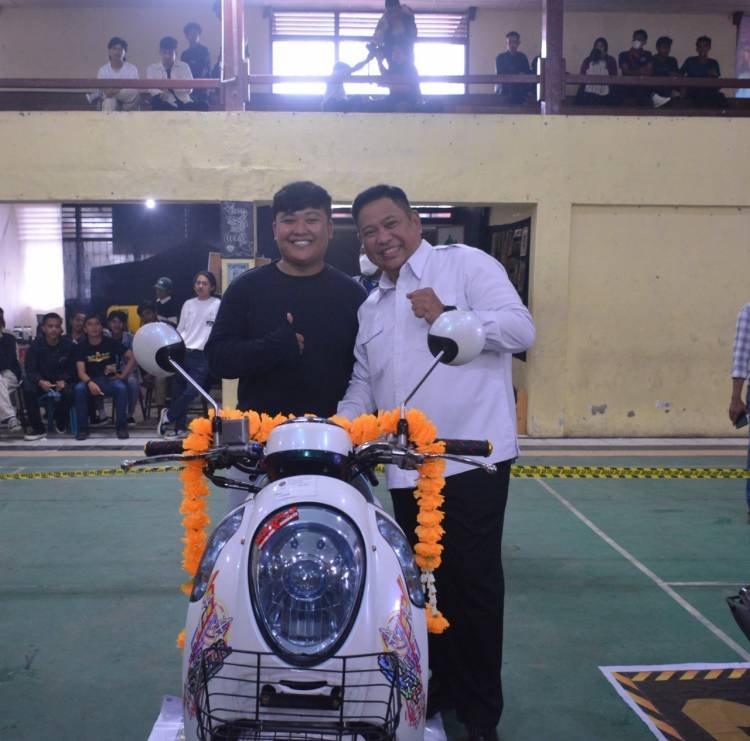 Kunjungi Kontes Modifikasi Motor, Ini Pesan Bupati Dairi