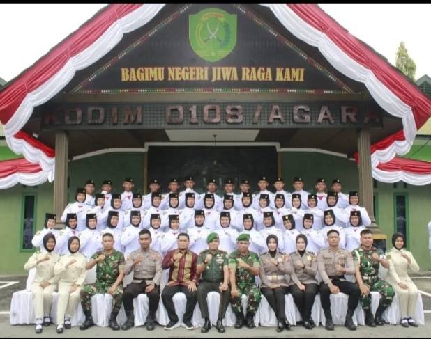 Dandim dan Kadisparpora Agara Lepas Paskibra 2022