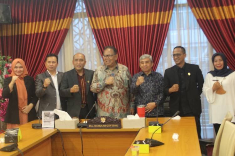 Komisioner KIP Usulkan Bentuk Ranperda Tata Kelola Pemerintahan Informasi Publik ke Ketua  DPRD SU