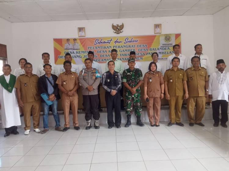 Perangkat Desa se-Kecamatan Tanah Pinem Dairi Dilantik